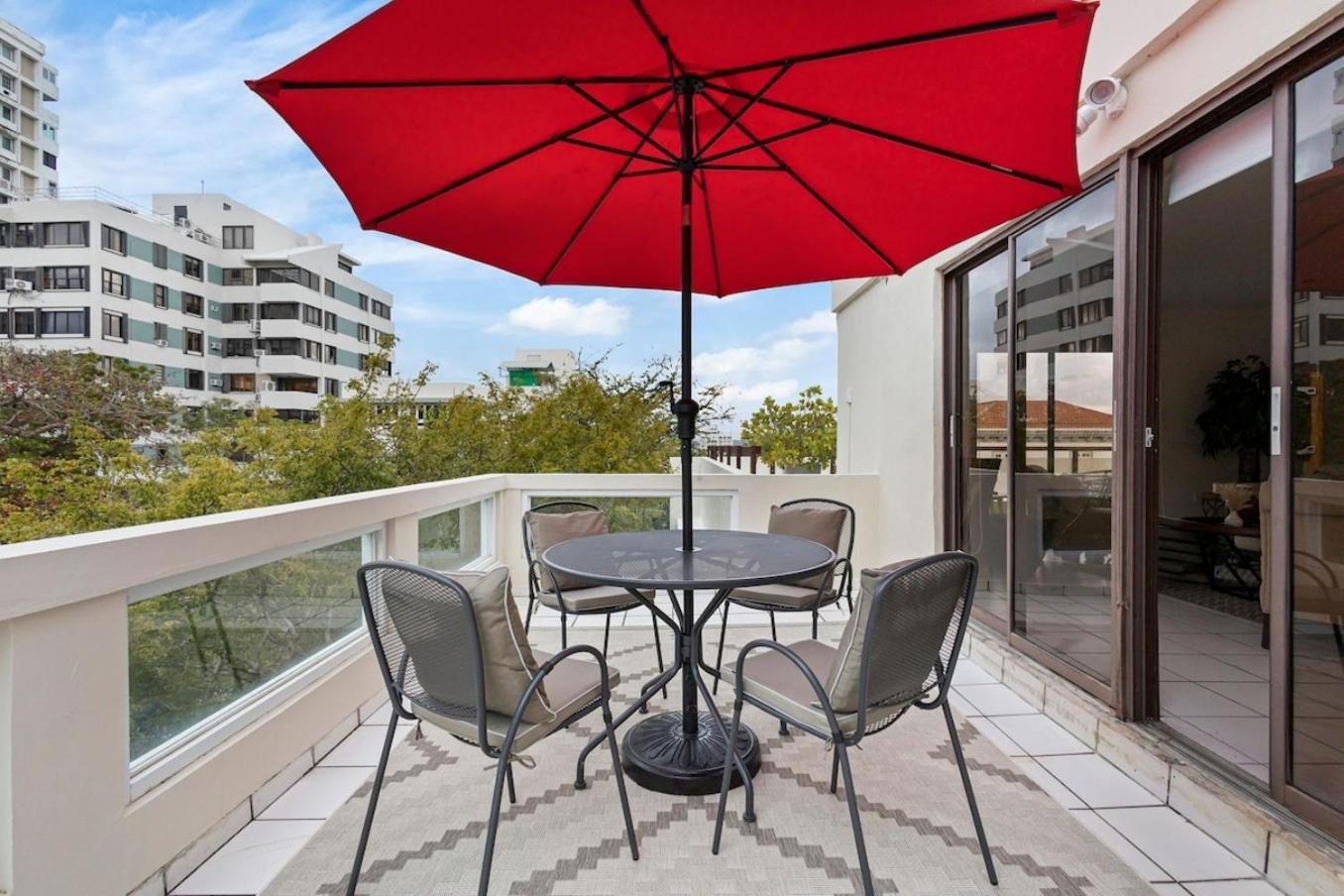 Hidden Gem In Miramar- Power Generator- Parking Apartman San Juan Kültér fotó